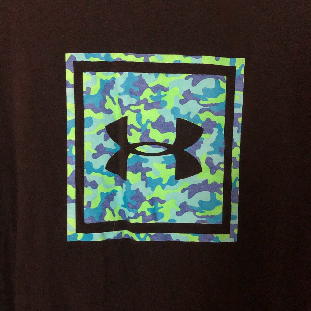 Under Armor Athletic Tee